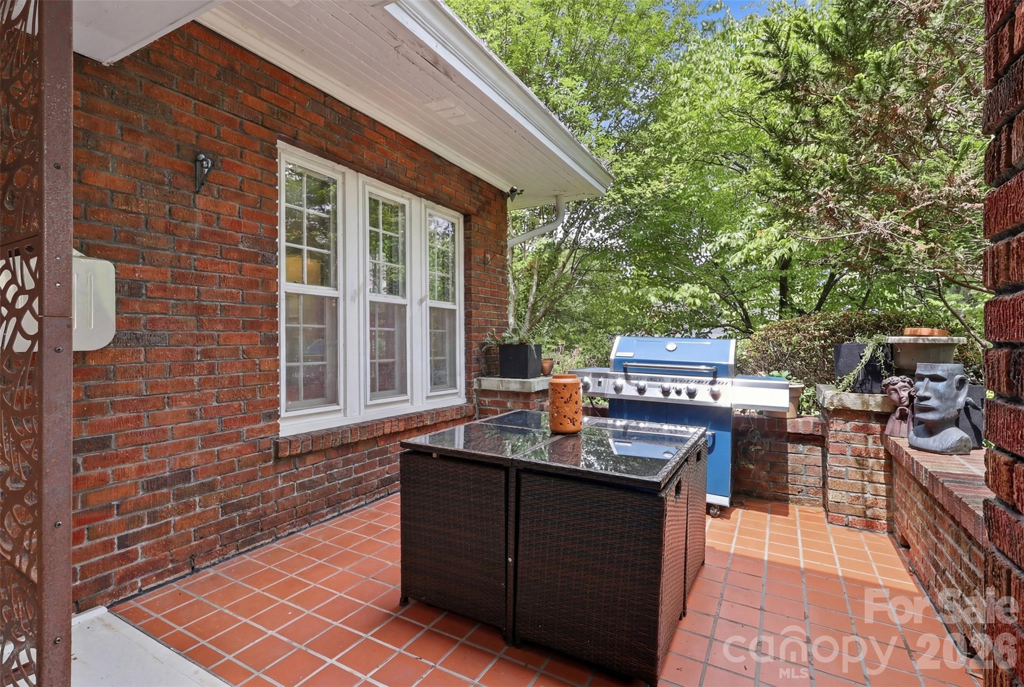629 Mitchell Avenue Property Photo 4