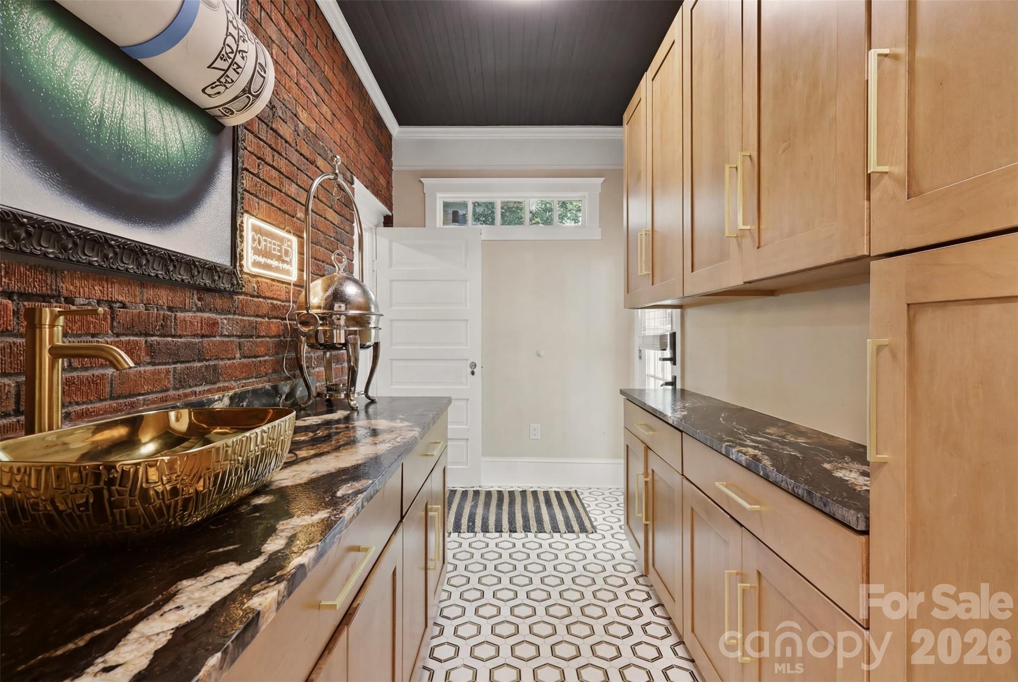 629 Mitchell Avenue Property Photo 9