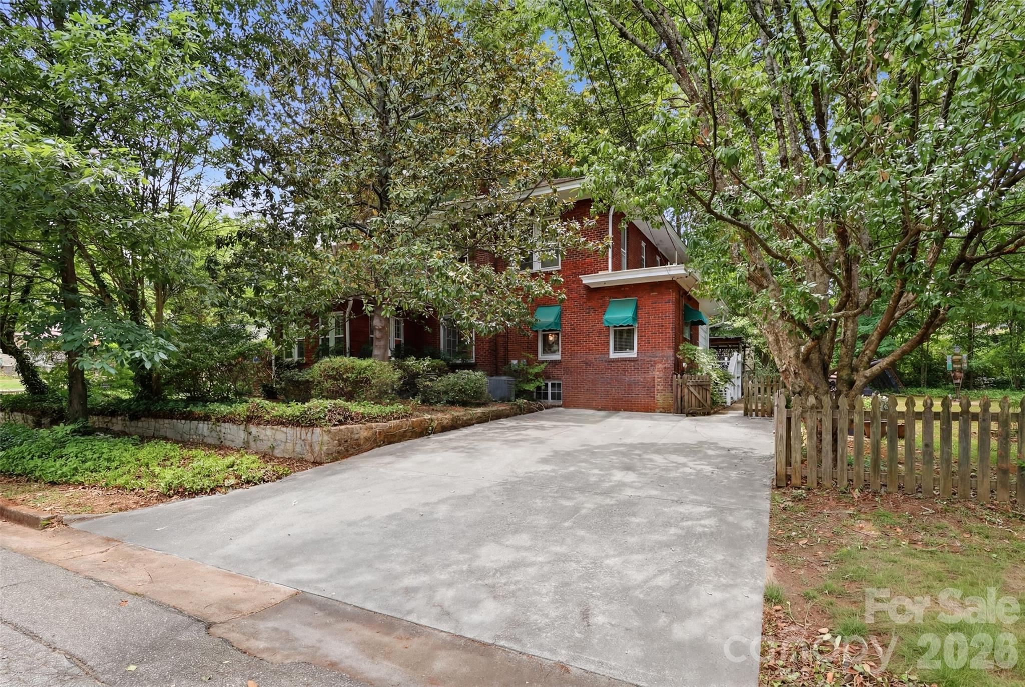 629 Mitchell Avenue Property Photo 36
