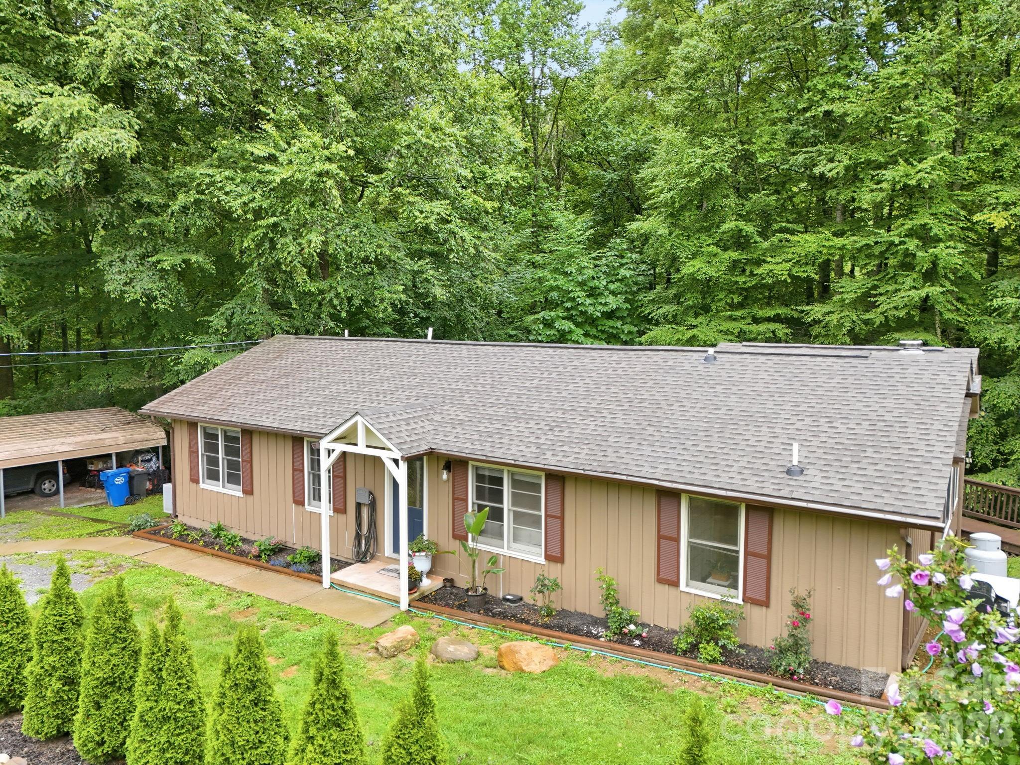 313 Walker Road Property Photo 1