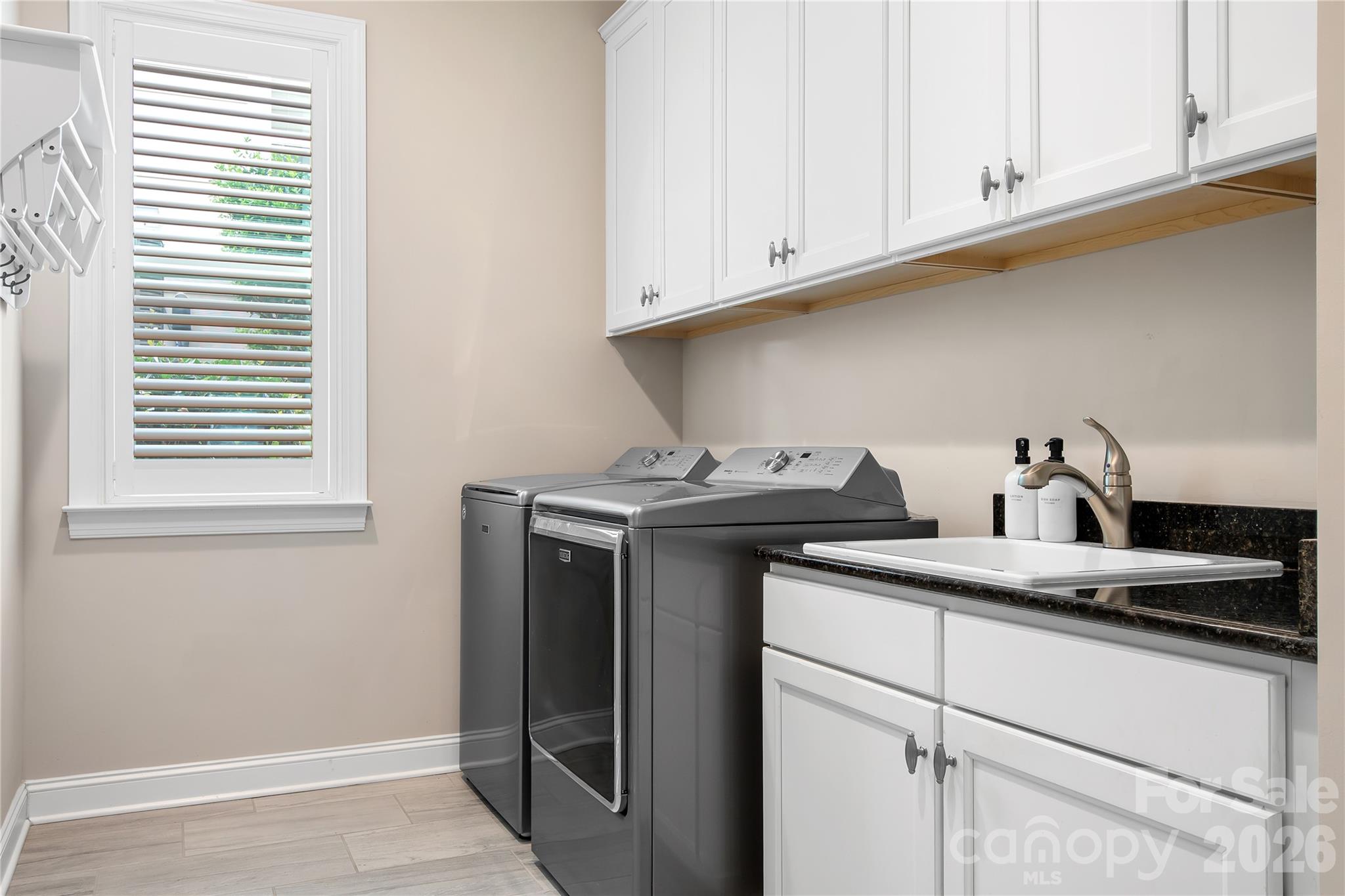 218 Stone Mountain Way 360 Property Photo 20