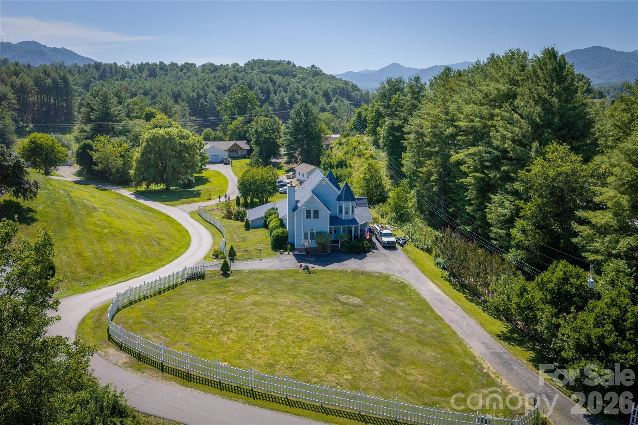 22 Dogwood Circle Property Photo 1