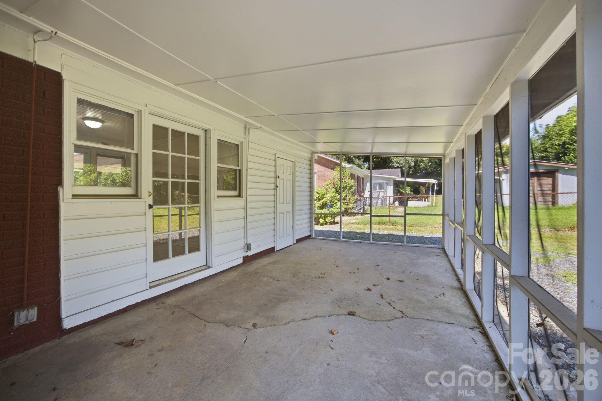 3129 Iredell Drive Property Photo 28