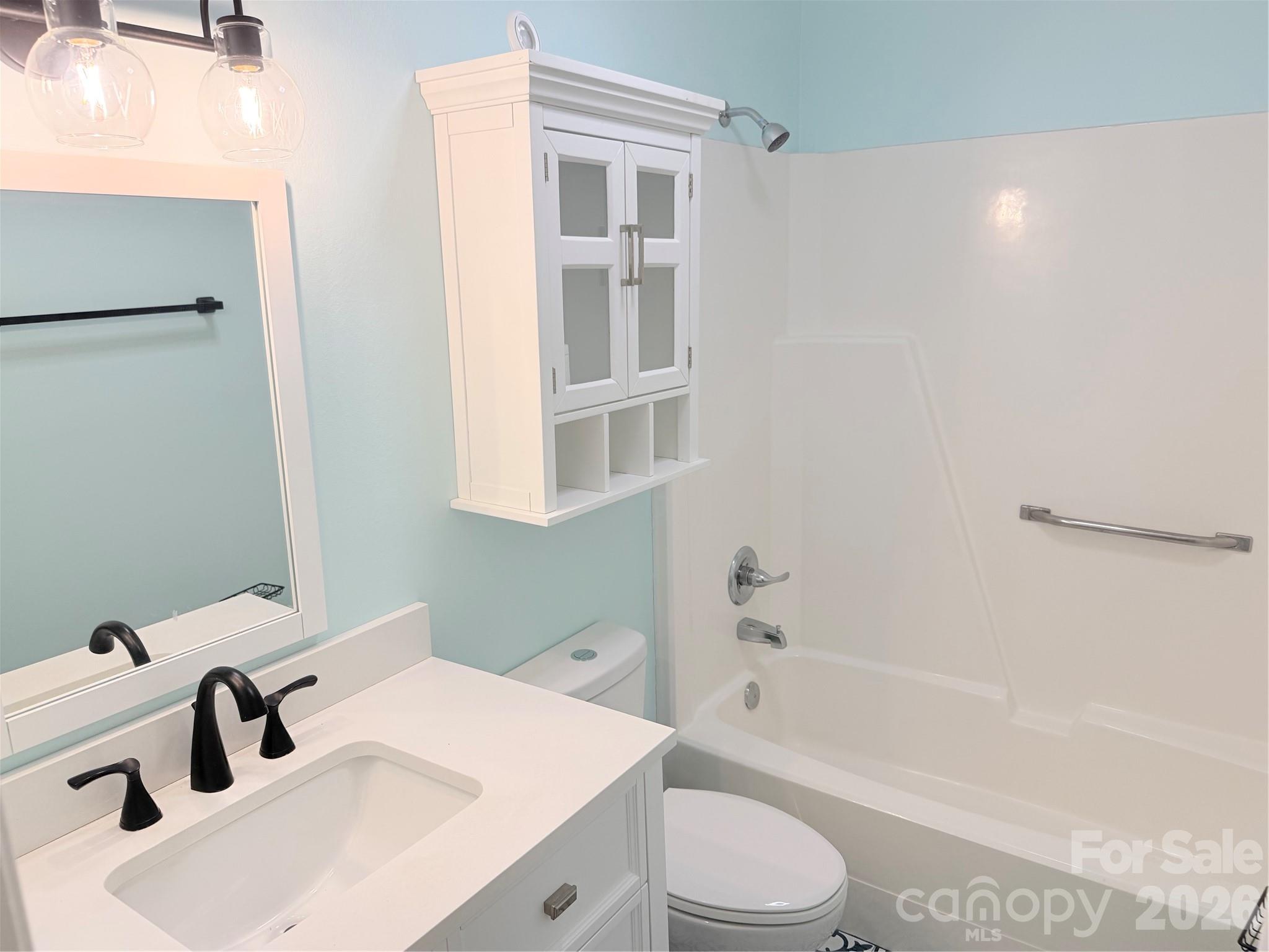 381 James Court 11 Property Photo 14