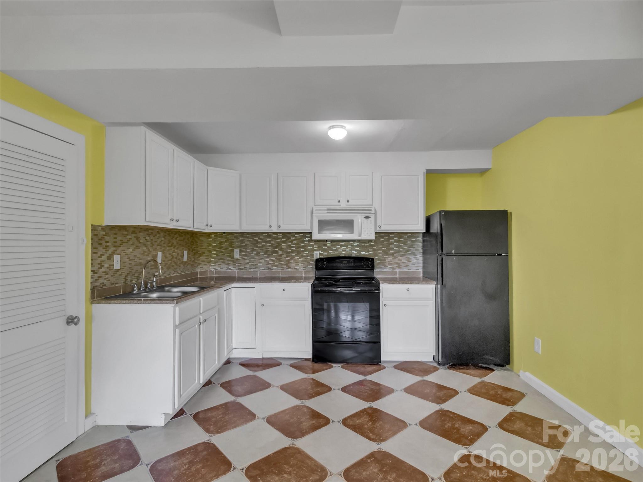 28 Wake Street Property Photo 36