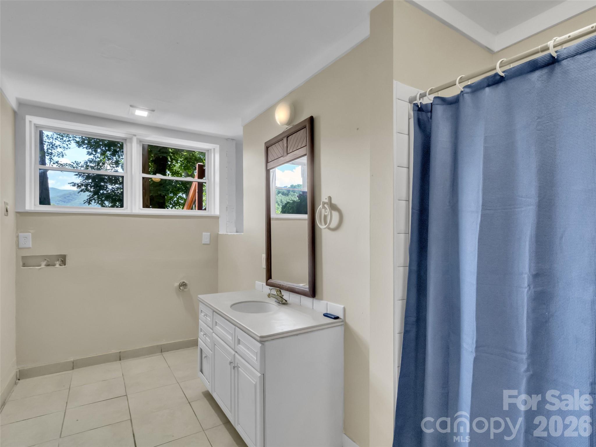 28 Wake Street Property Photo 38