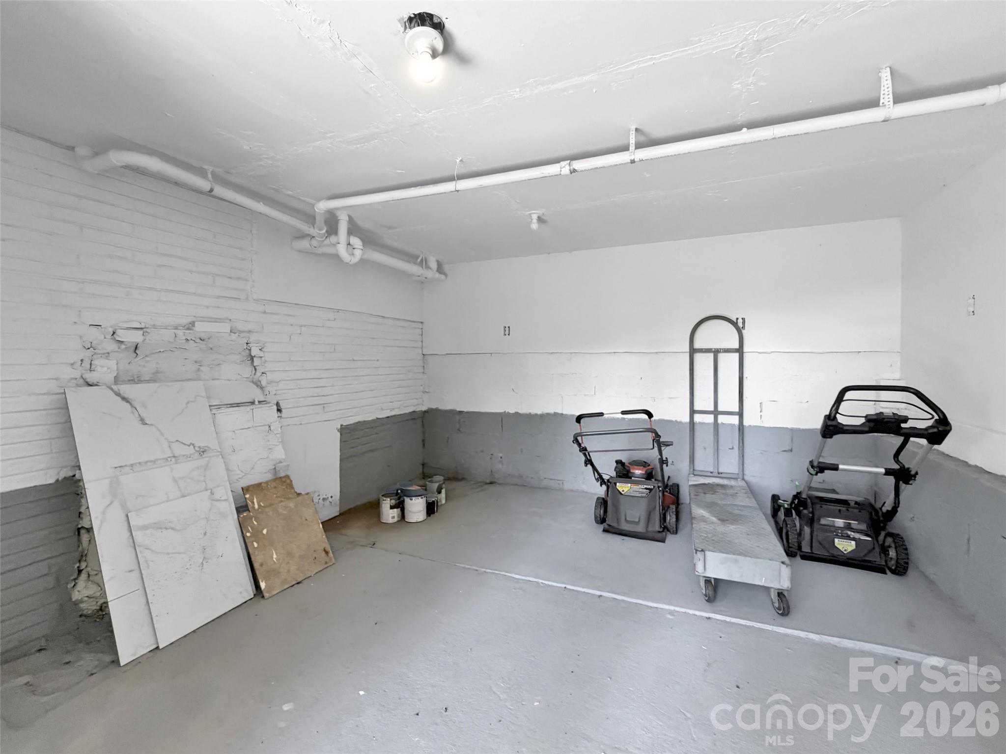 28 Wake Street Property Photo 40