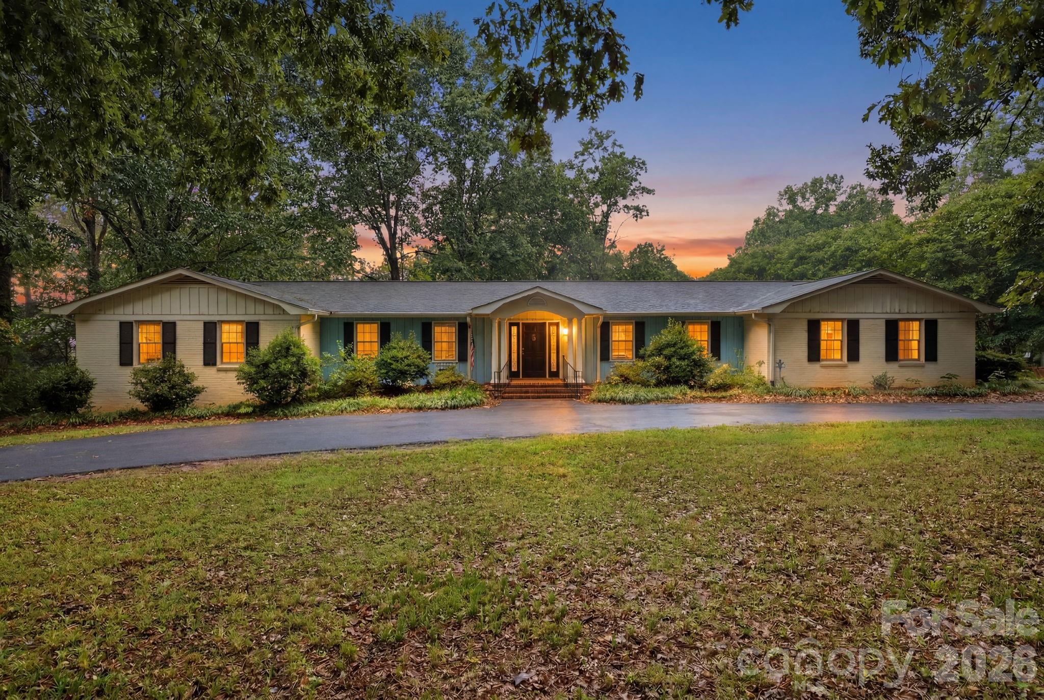 108 Augusta Drive Property Photo 1