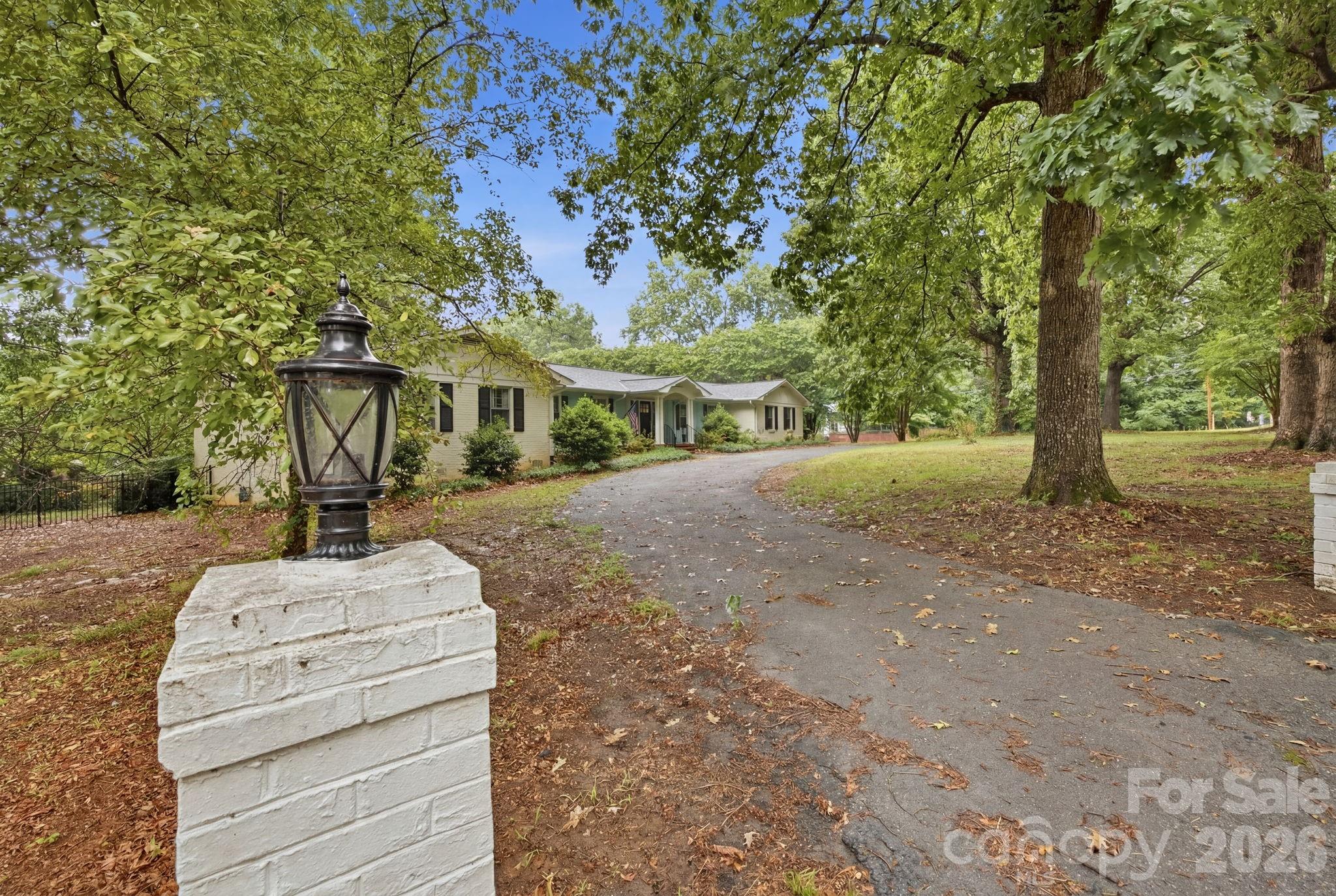 108 Augusta Drive Property Photo 4