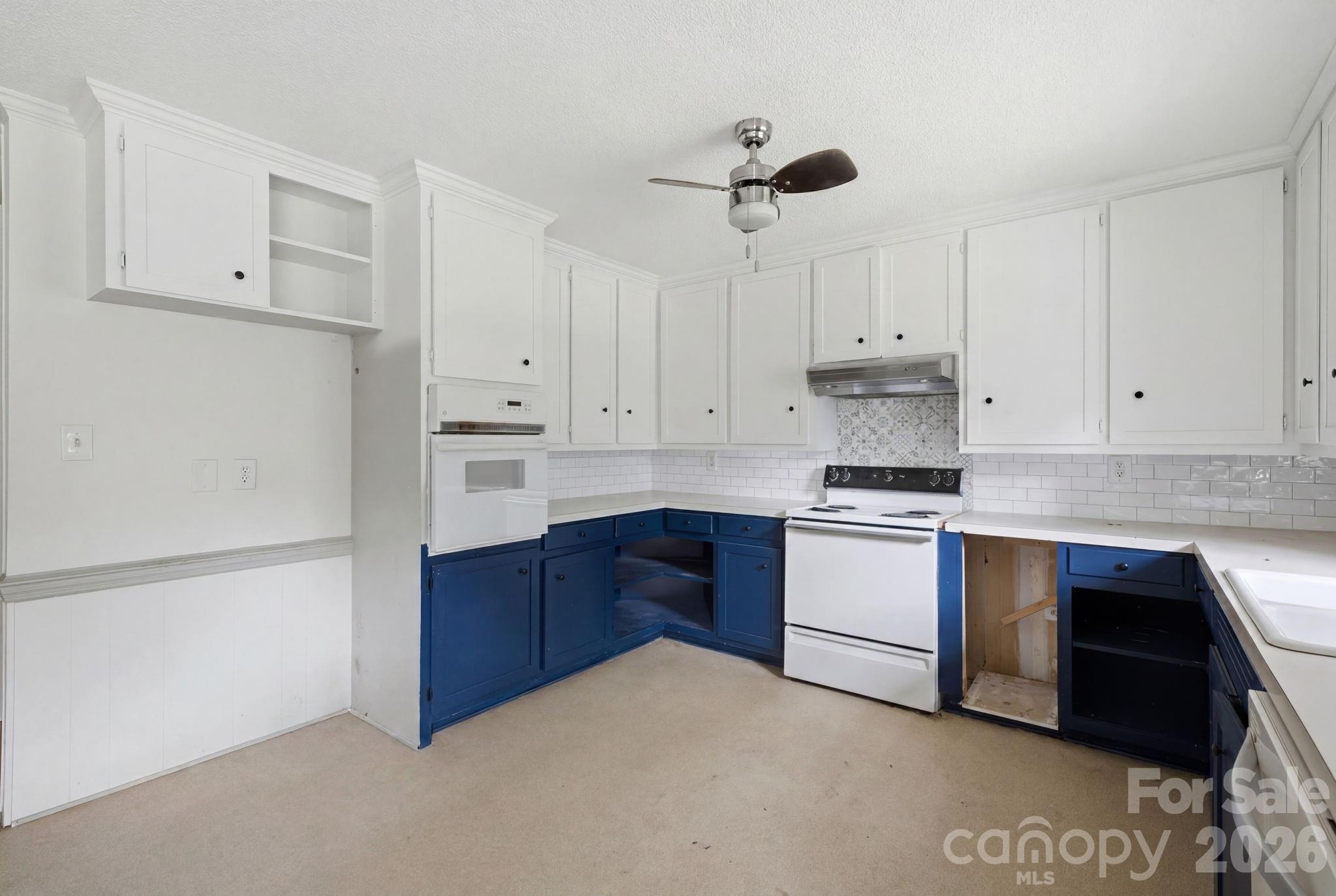 108 Augusta Drive Property Photo 11