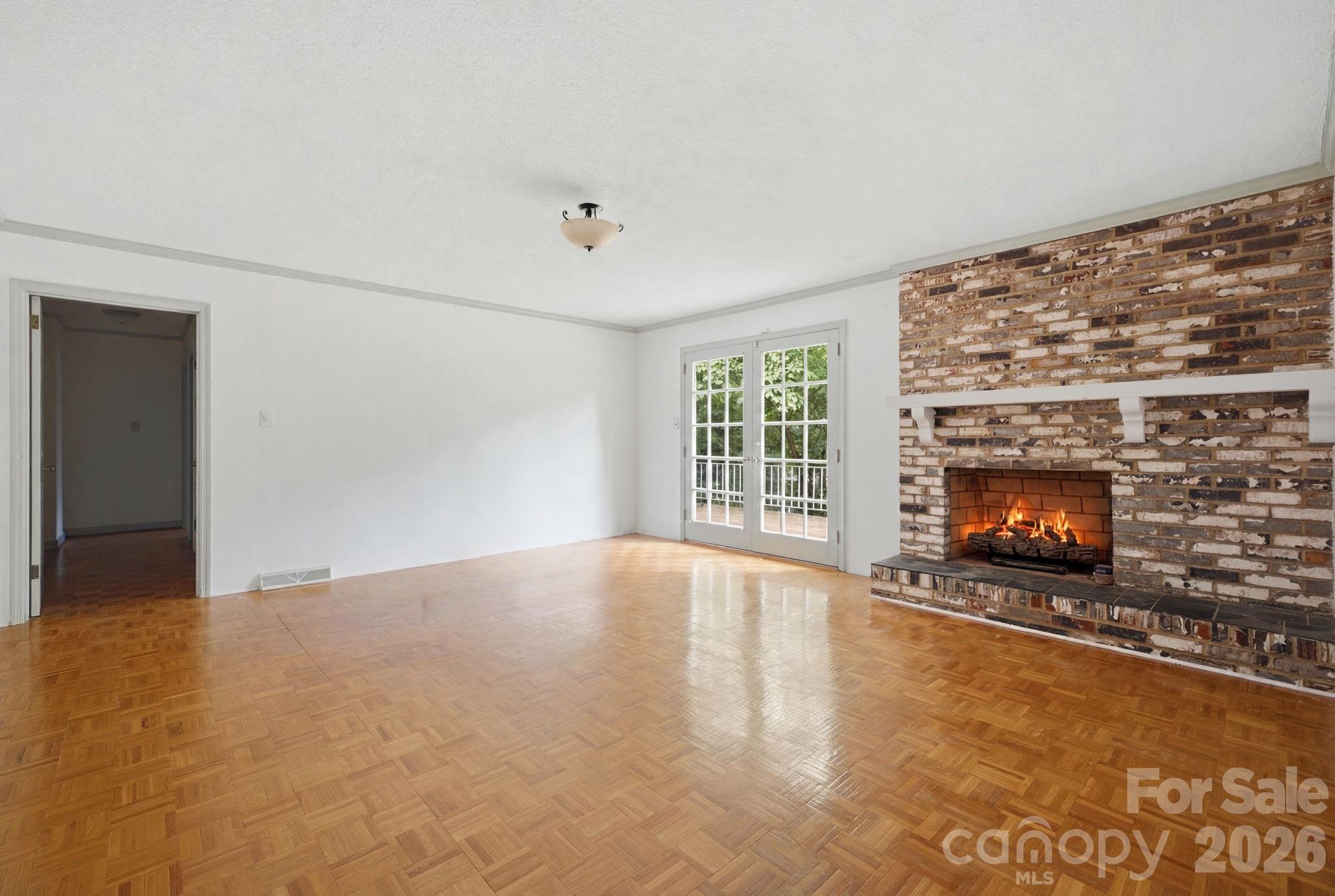108 Augusta Drive Property Photo 16
