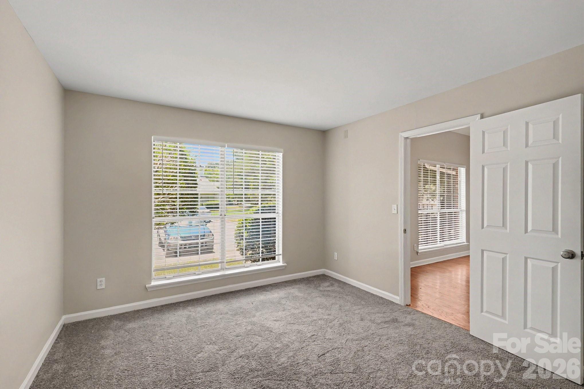 8260 Golf Ridge Drive Property Photo 10