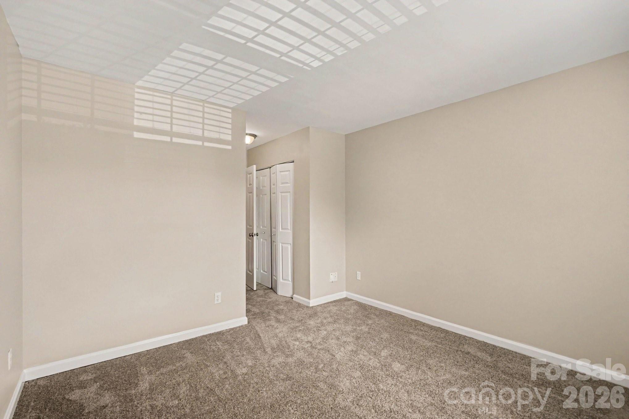8260 Golf Ridge Drive Property Photo 14