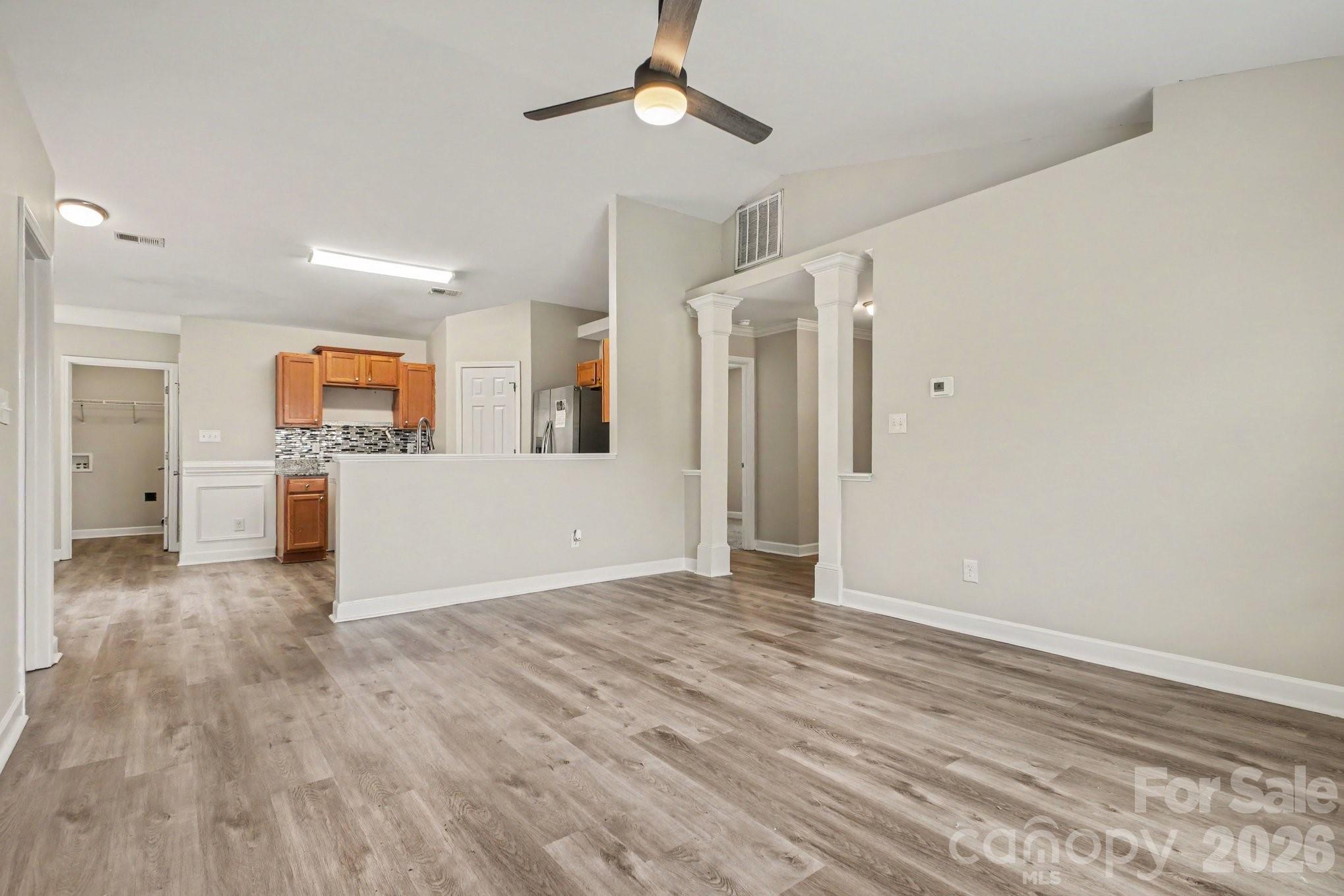 257 Periwinkle Street Property Photo 4