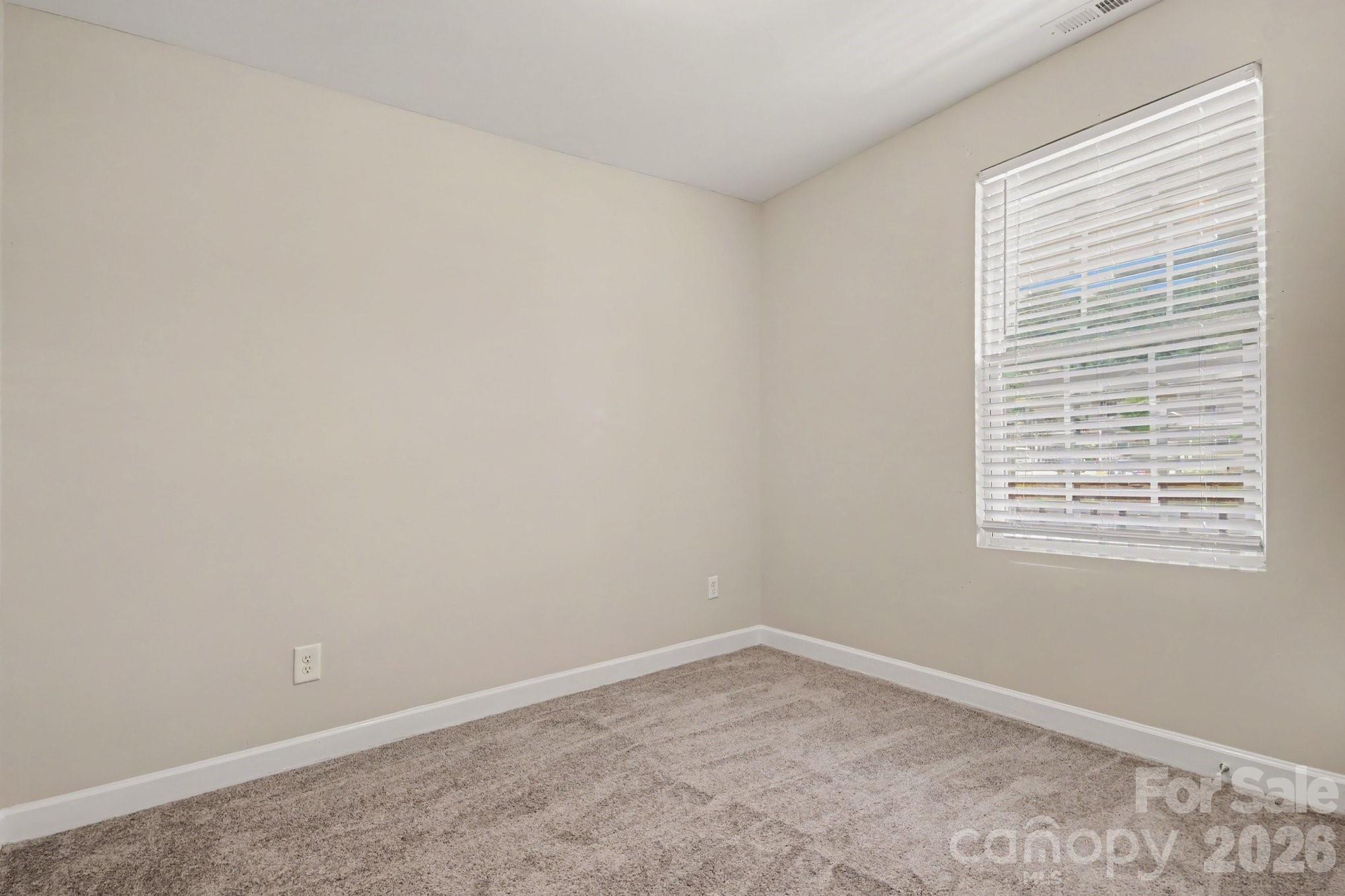 257 Periwinkle Street Property Photo 13