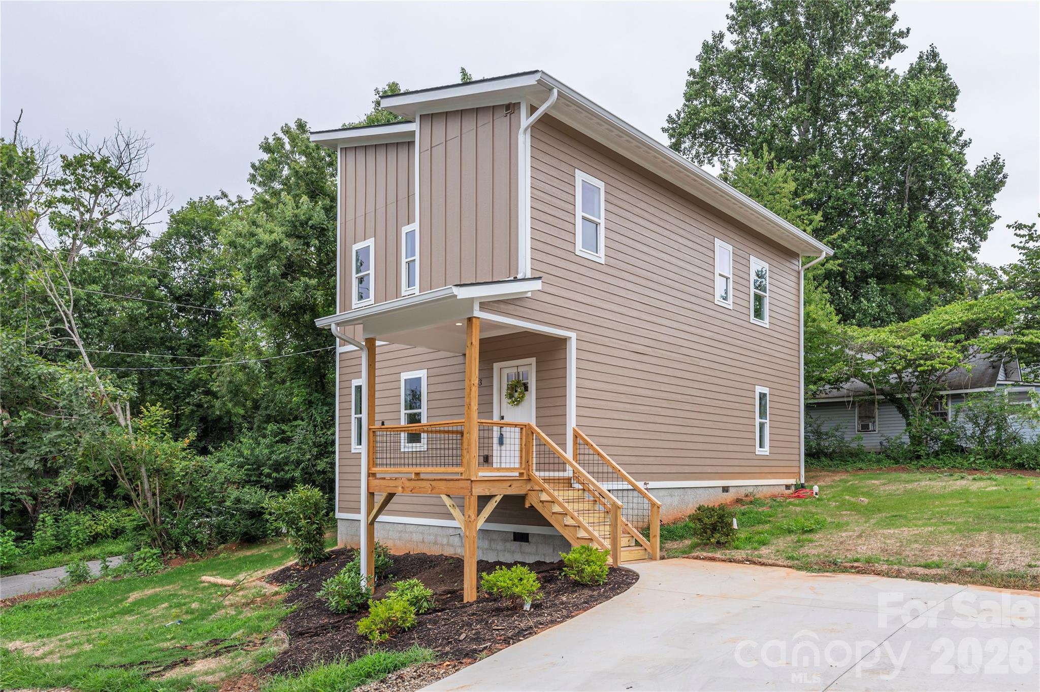 33 Elkwood Avenue Property Photo 1