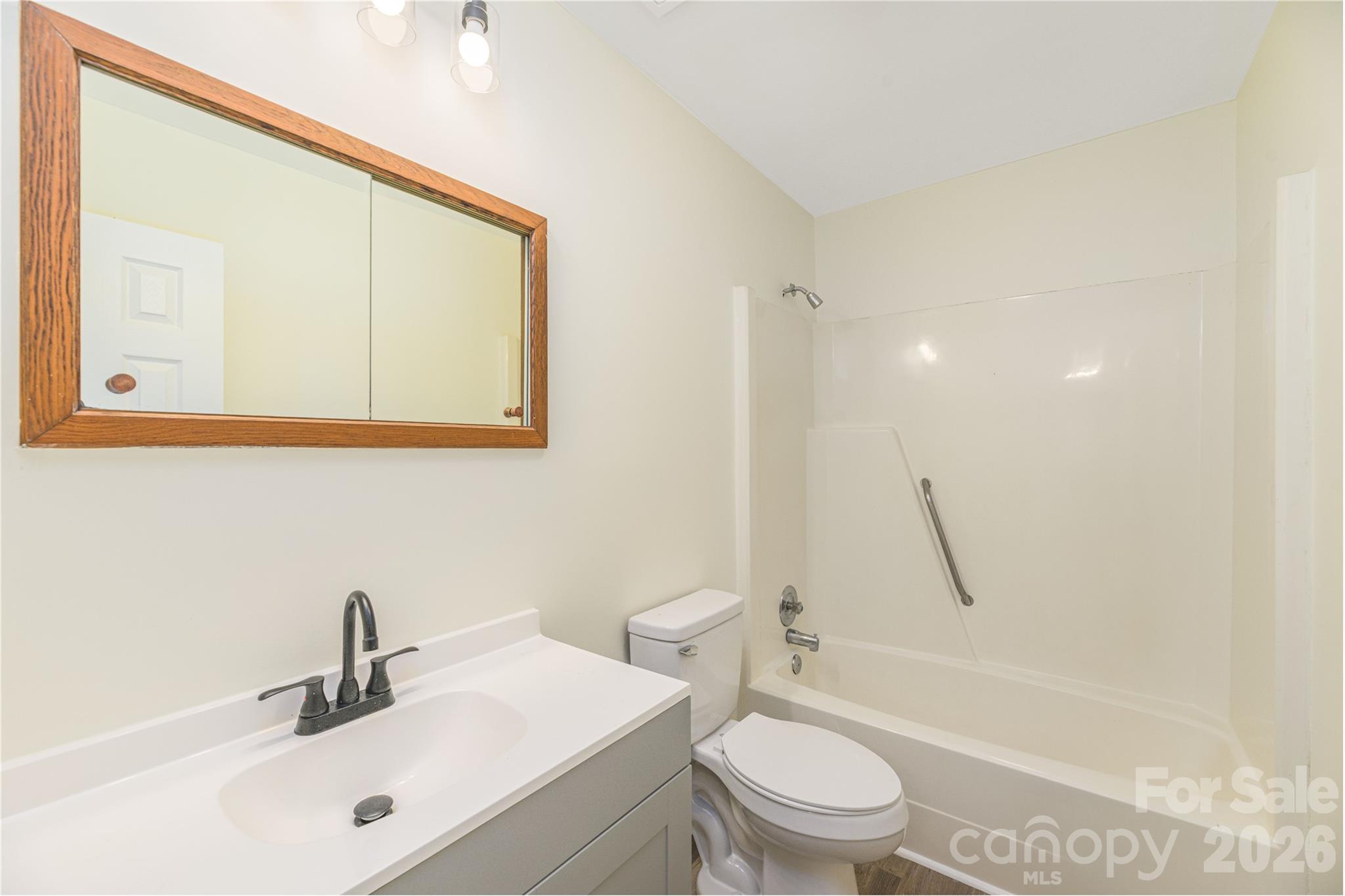 101 Fenner Avenue Property Photo 14