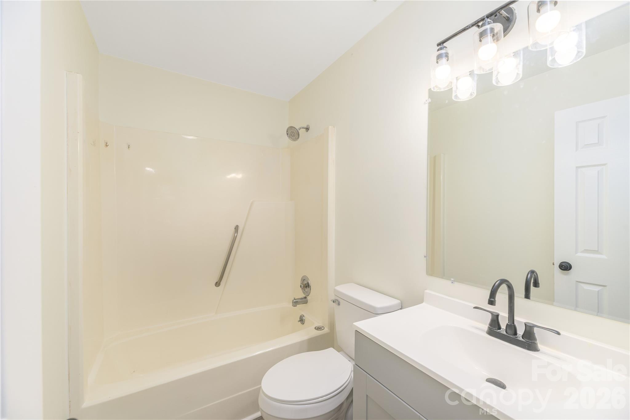 101 Fenner Avenue Property Photo 16