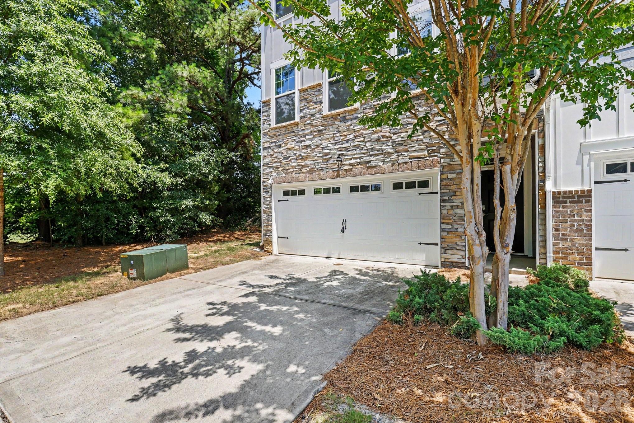15124 Holly Run Lane Property Photo 2