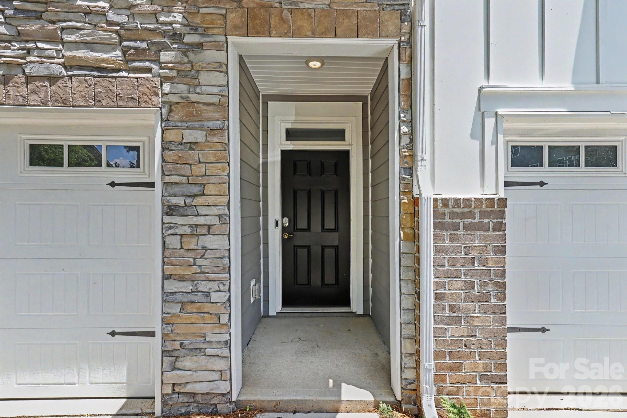 15124 Holly Run Lane Property Photo 3