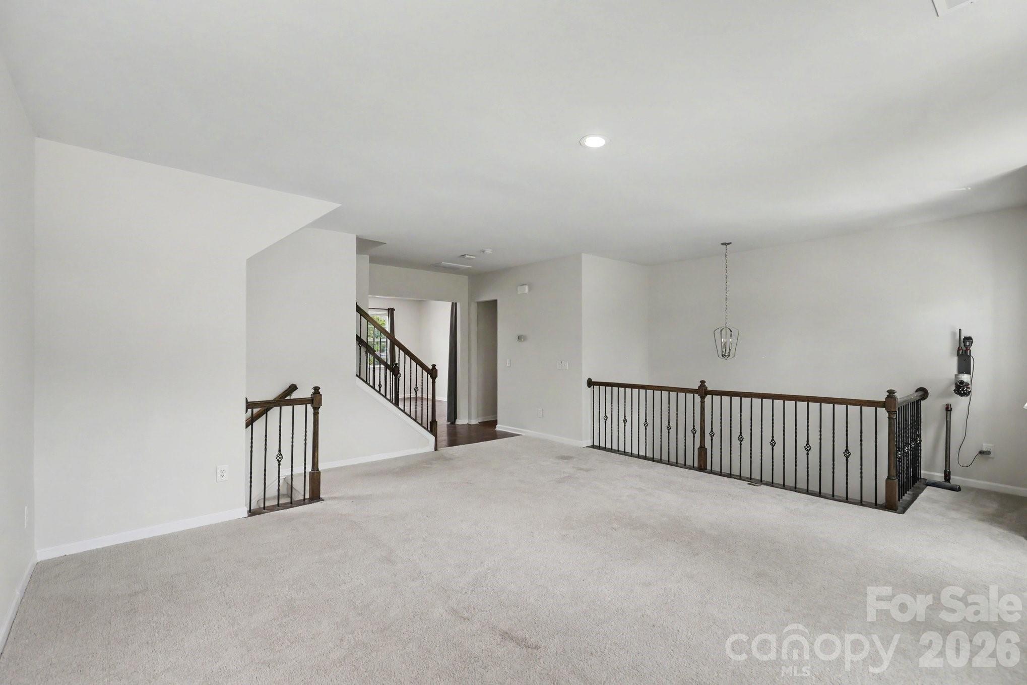 15124 Holly Run Lane Property Photo 6