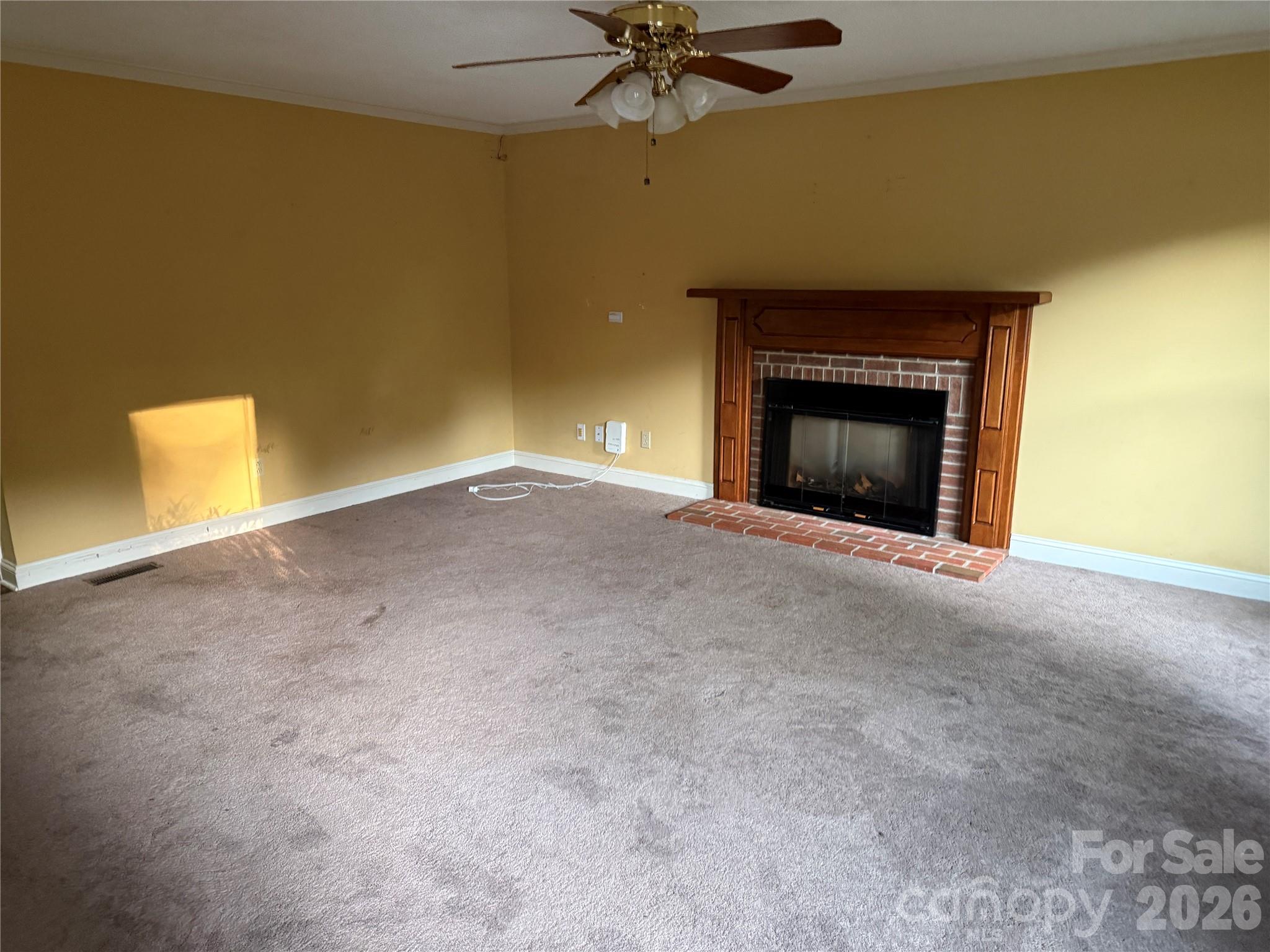 2960 8th Street Court Property Photo 2