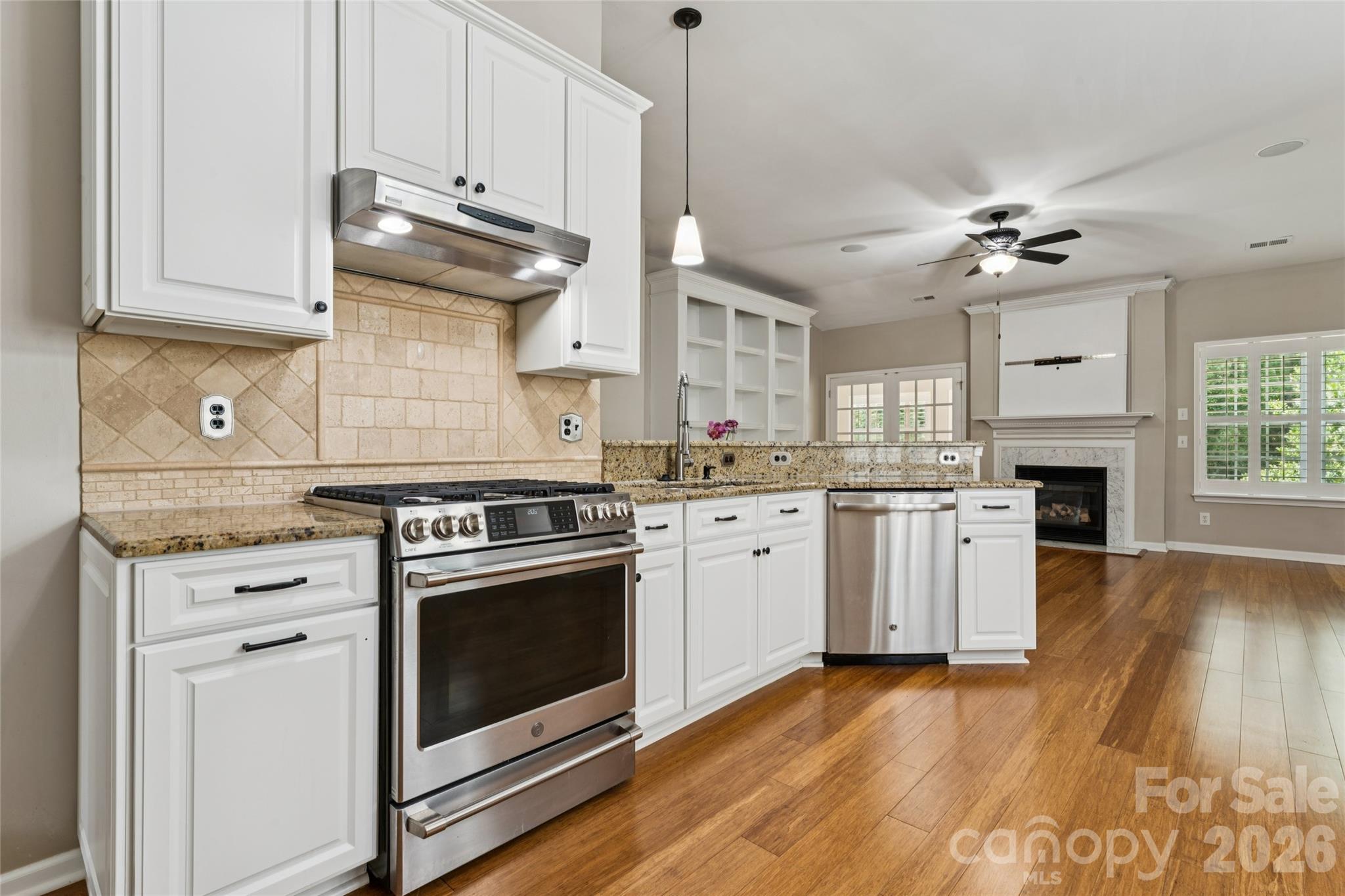 10906 Chamberlain Hall Court Property Photo 6