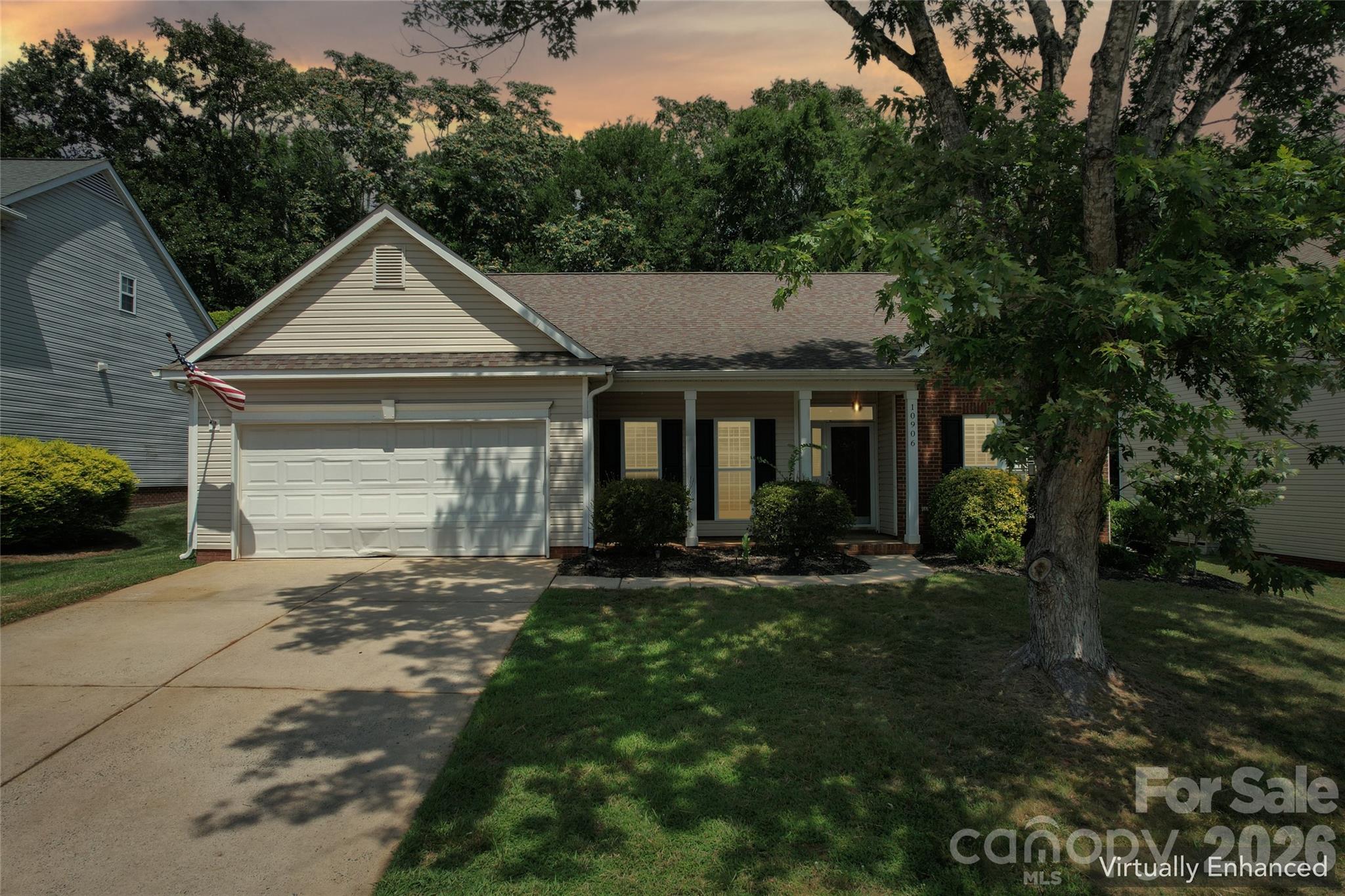10906 Chamberlain Hall Court Property Photo 43