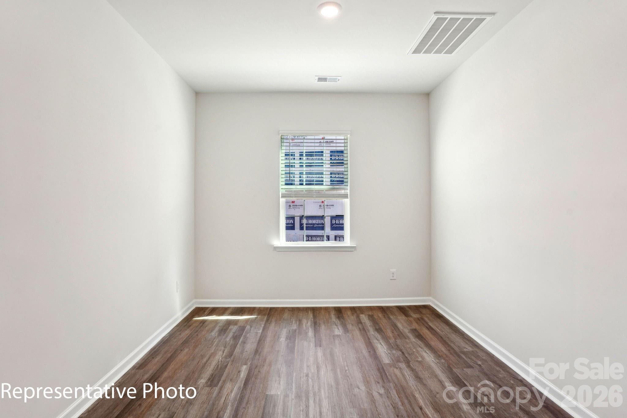 1621 Secrest Commons Drive Property Photo 10