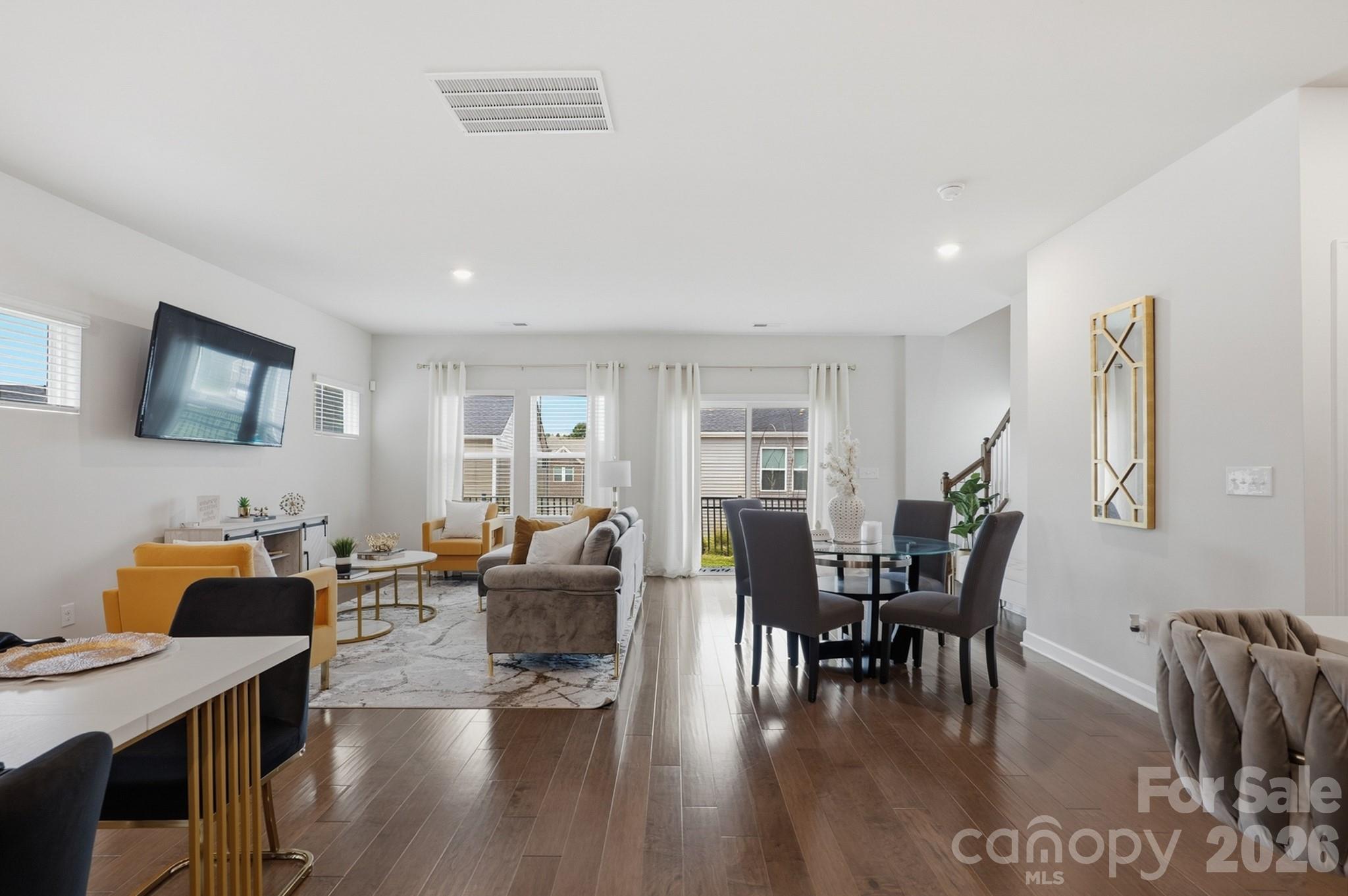 571 Palmarosa Street 130 Property Photo 16