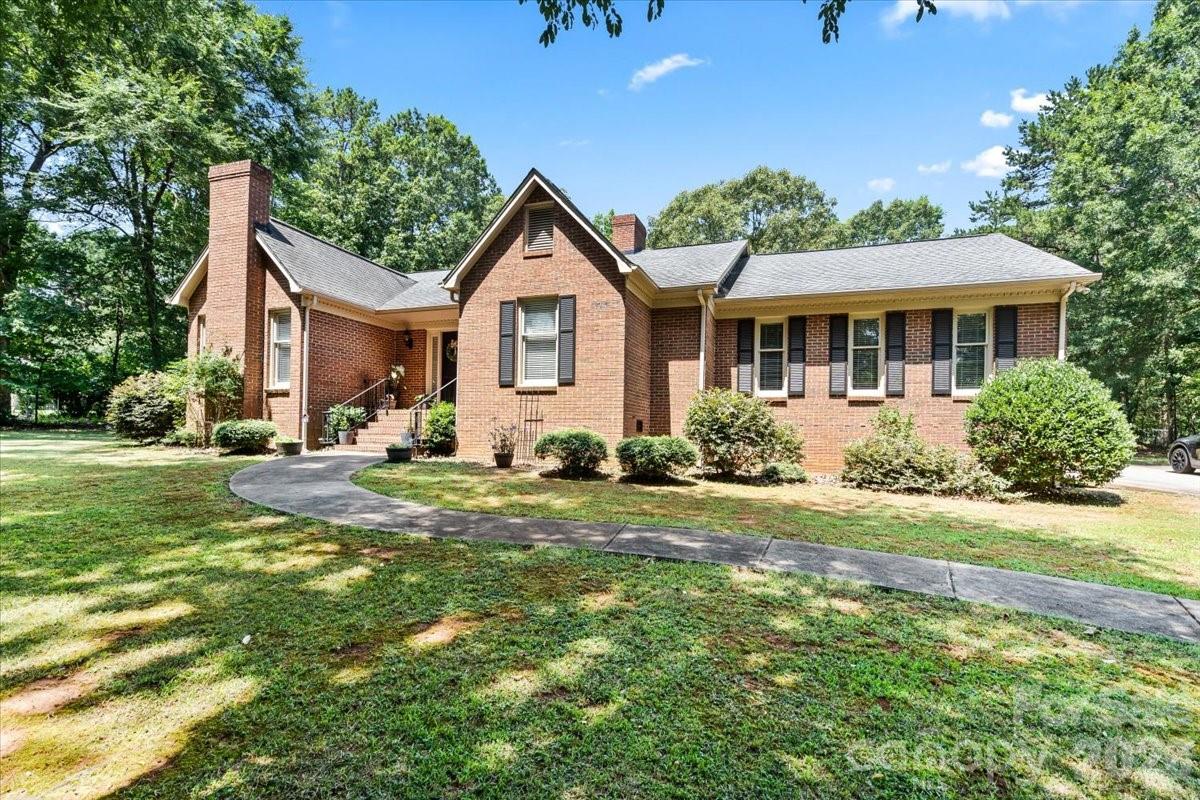 14410 Youngblood Road Property Photo 4