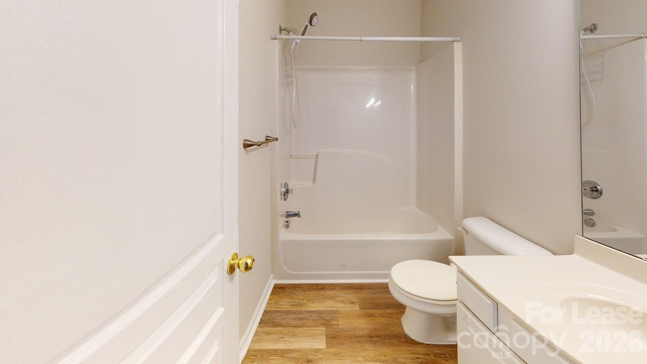 5545 Seths Drive Property Photo 17