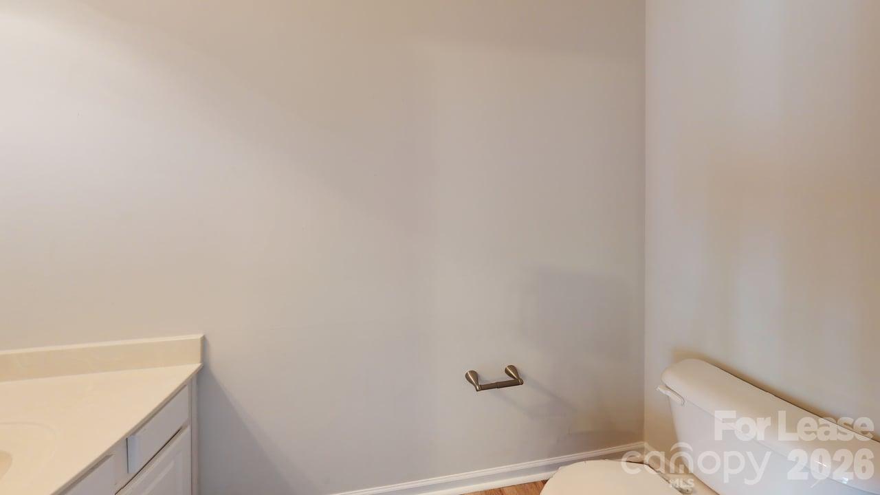 5545 Seths Drive Property Photo 18