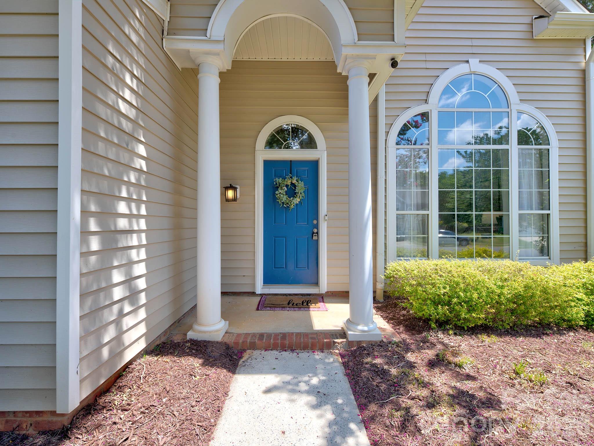11206 Longhedge Lane Property Photo 2