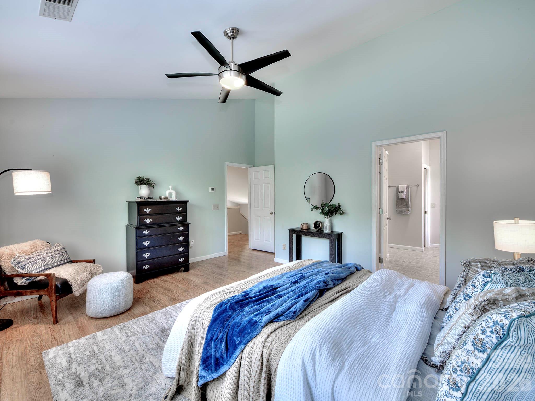 11206 Longhedge Lane Property Photo 23
