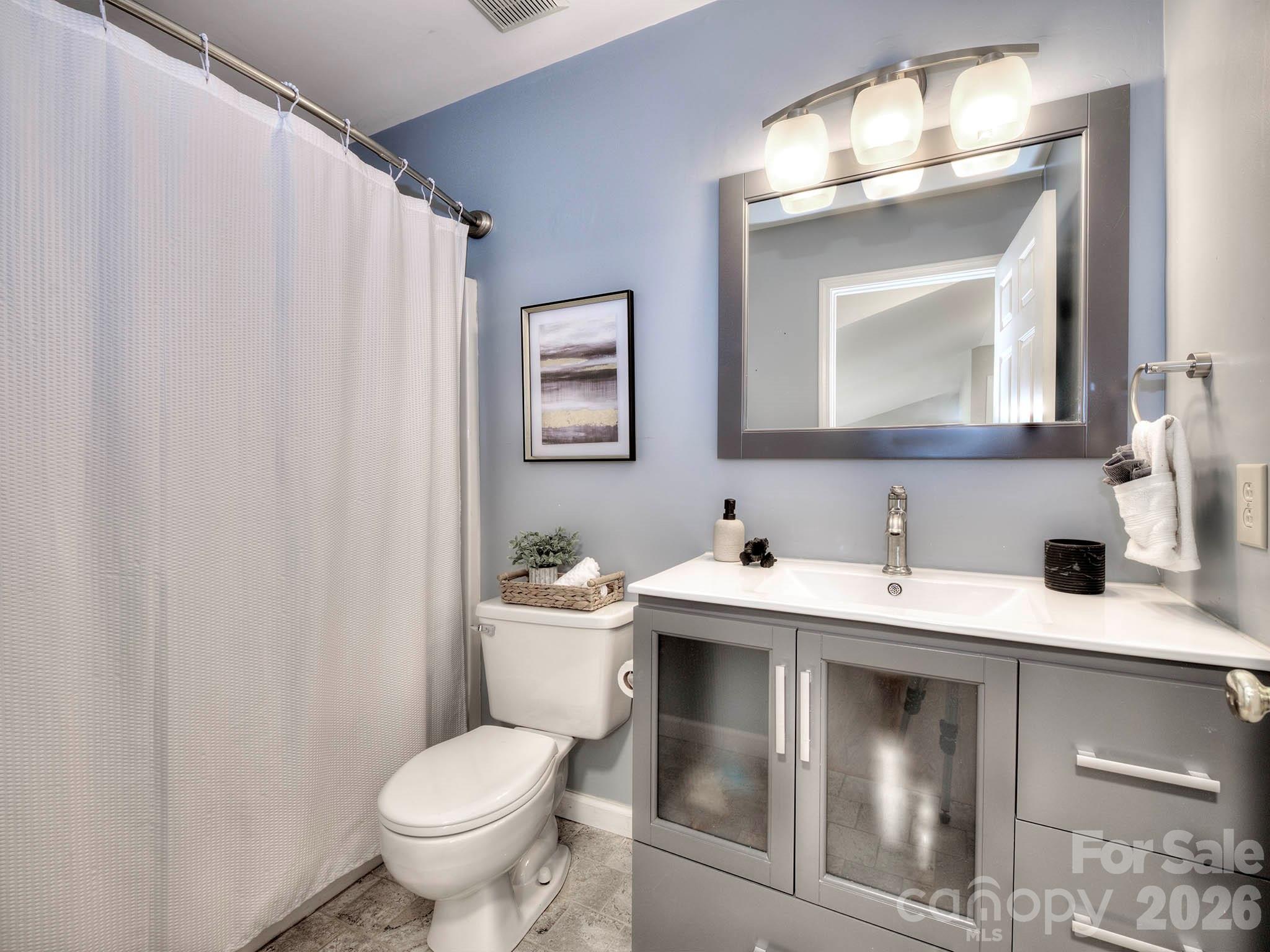 11206 Longhedge Lane Property Photo 33