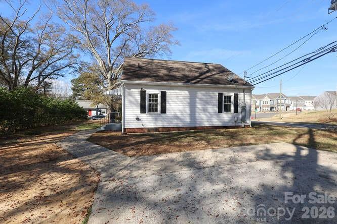 120 N Belvedere Avenue Property Photo 3