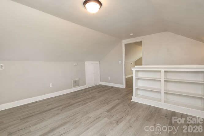 120 N Belvedere Avenue Property Photo 8