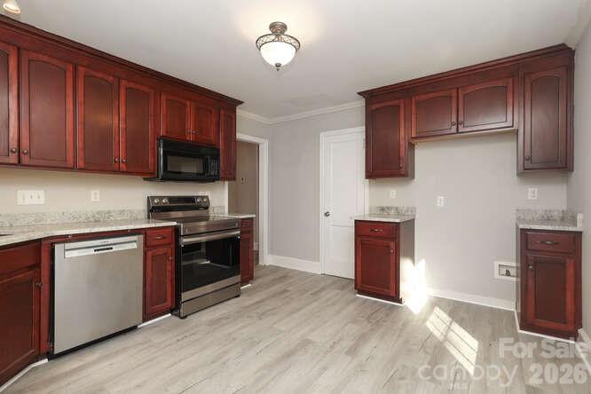 120 N Belvedere Avenue Property Photo 22