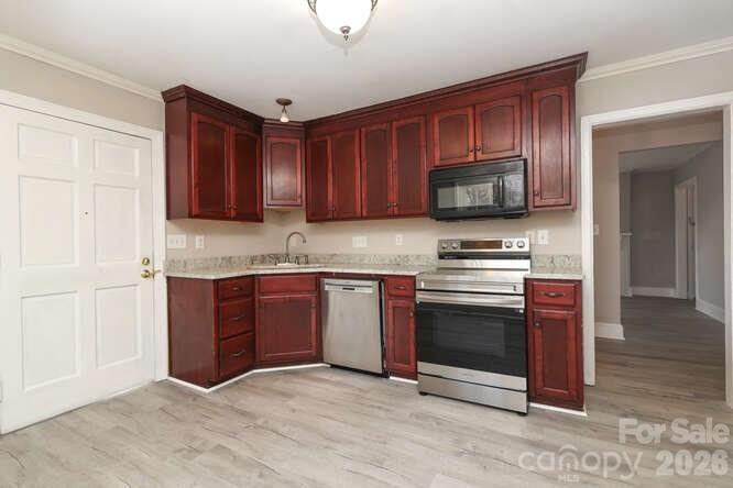 120 N Belvedere Avenue Property Photo 23