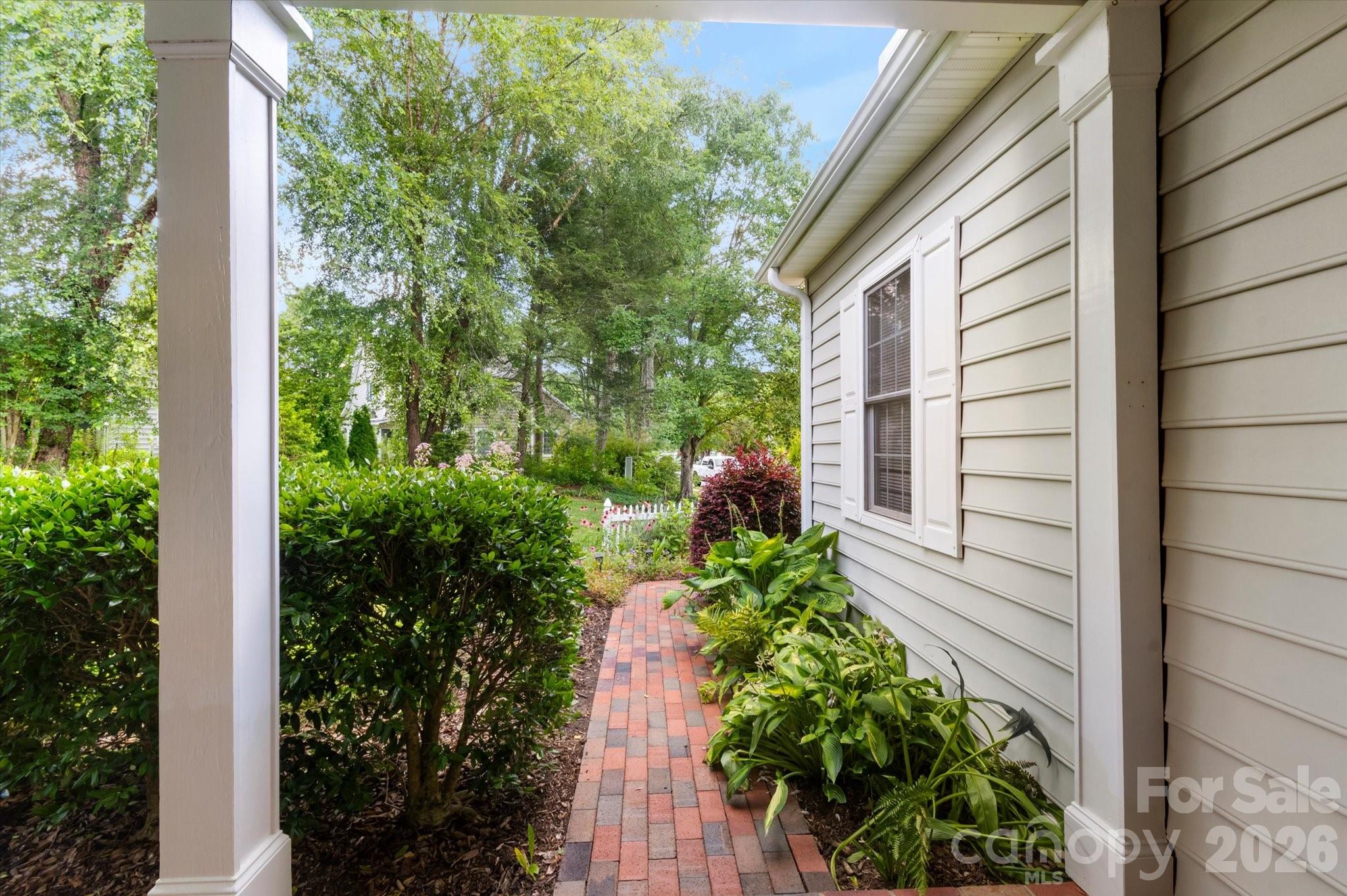 36 Sheffield Place Property Photo 2