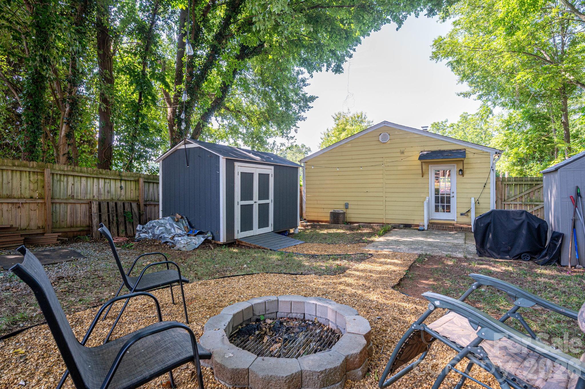 206 Cedar Street Property Photo 27