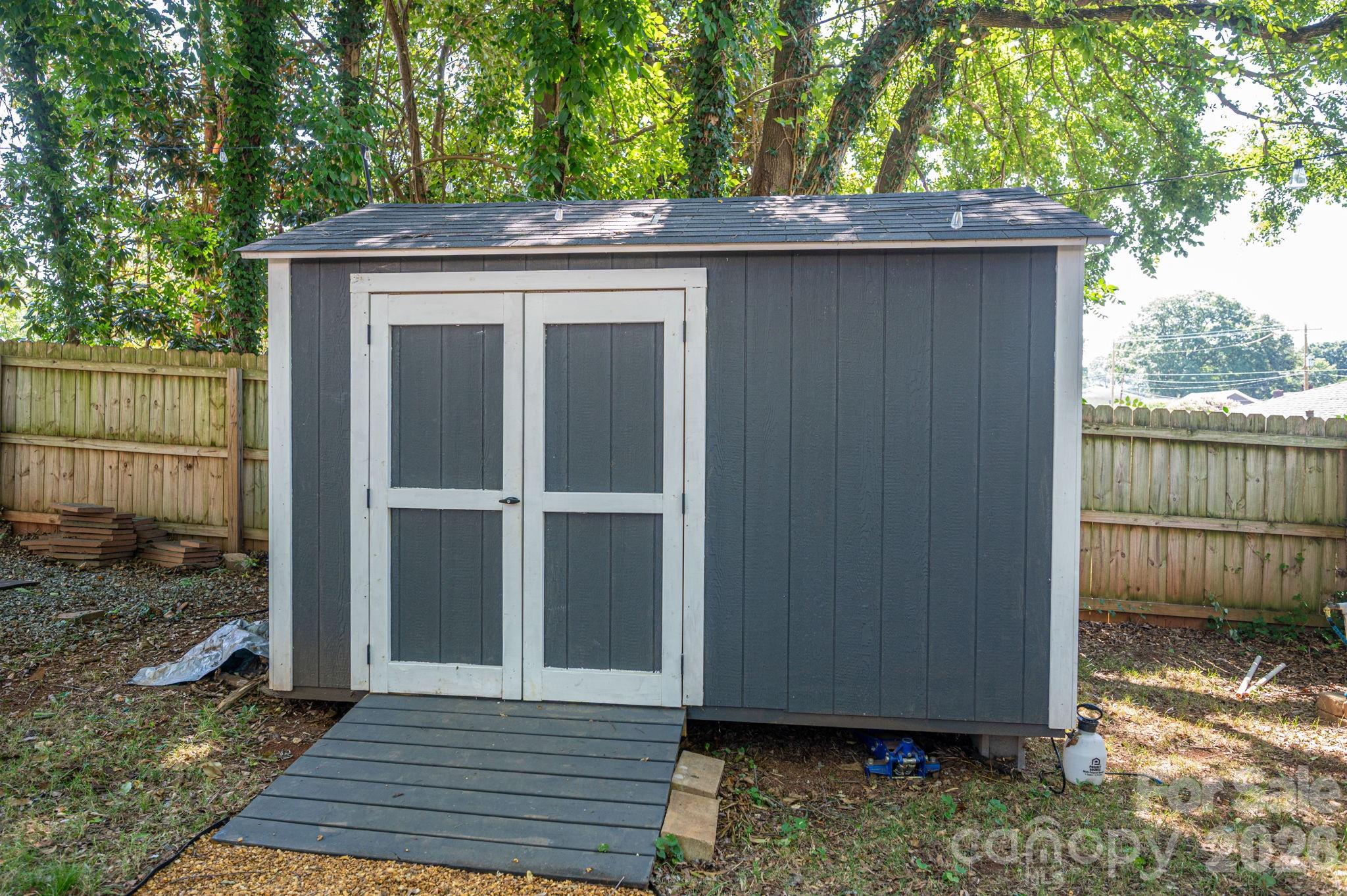 206 Cedar Street Property Photo 28