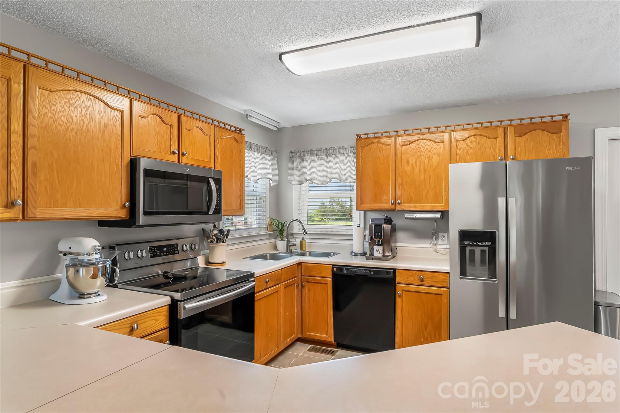 3955 Northernmistic Drive Property Photo 6