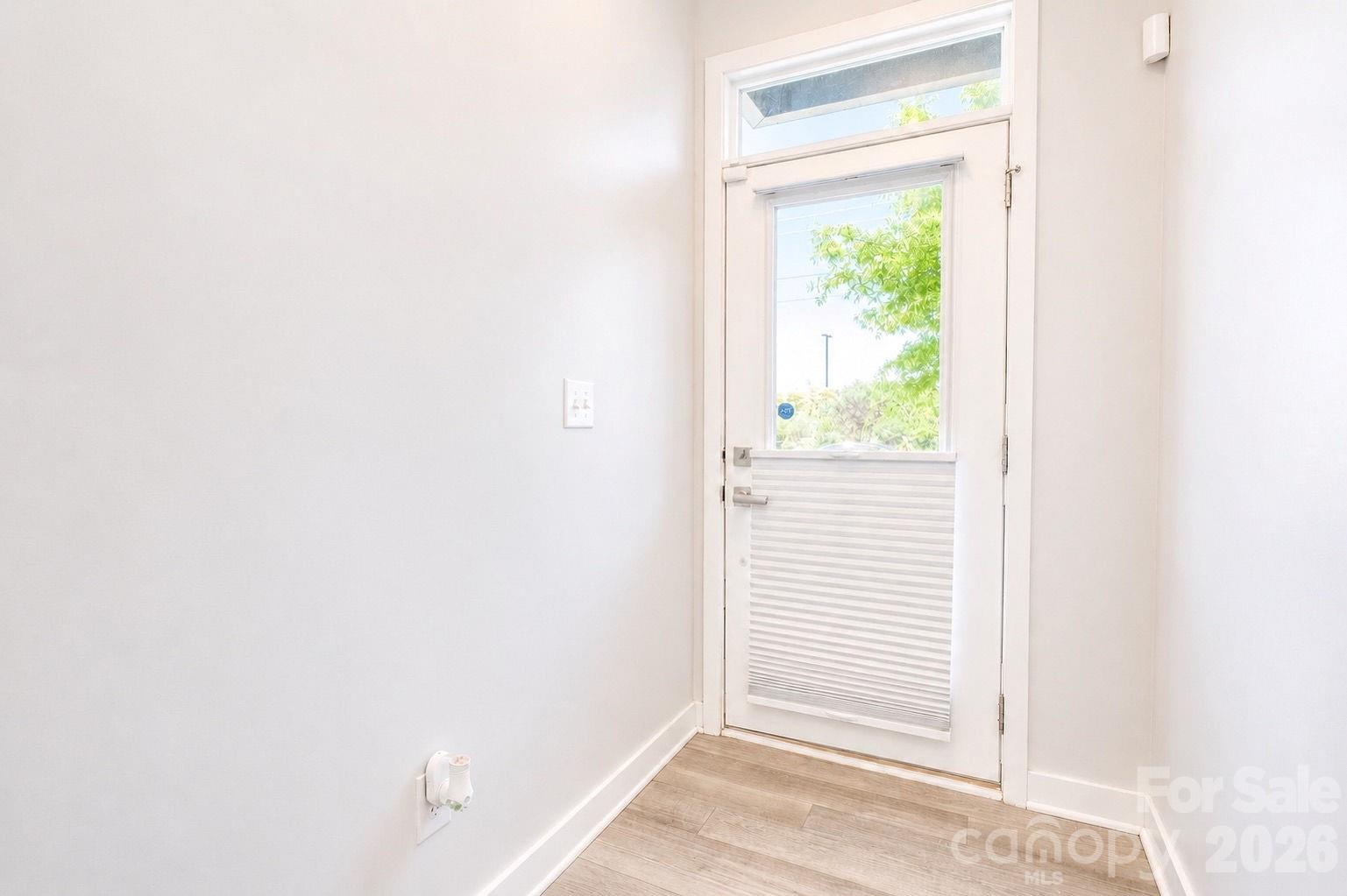268 Parkwood Avenue Property Photo 5