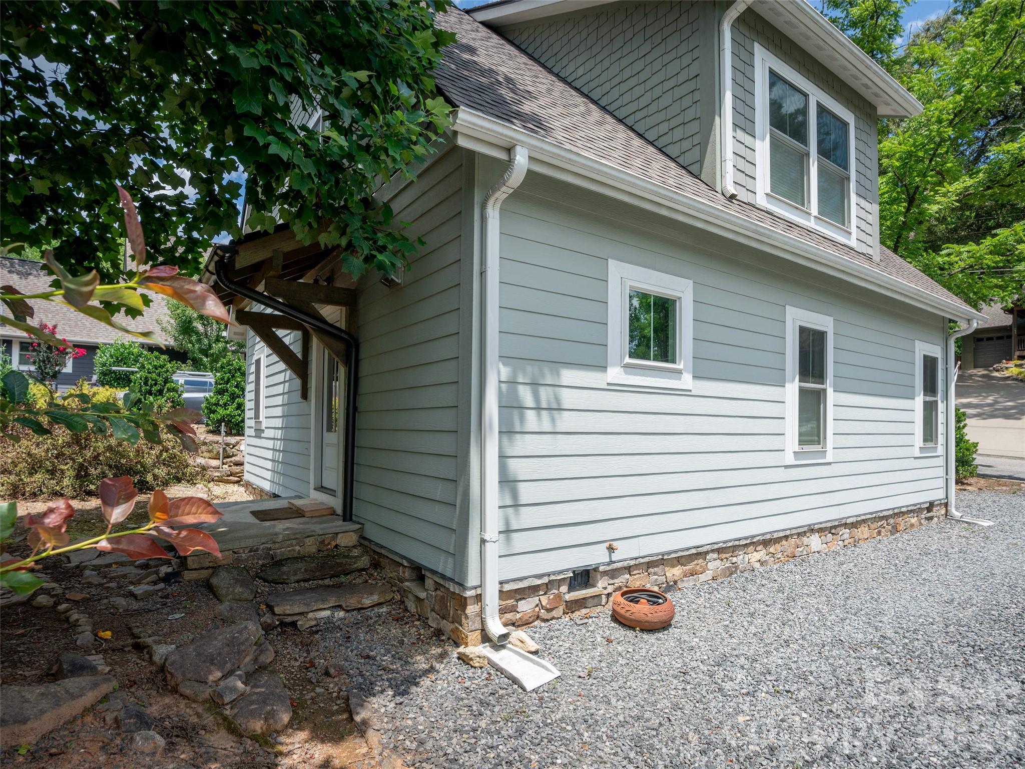 534 Fisher Road Property Photo 8