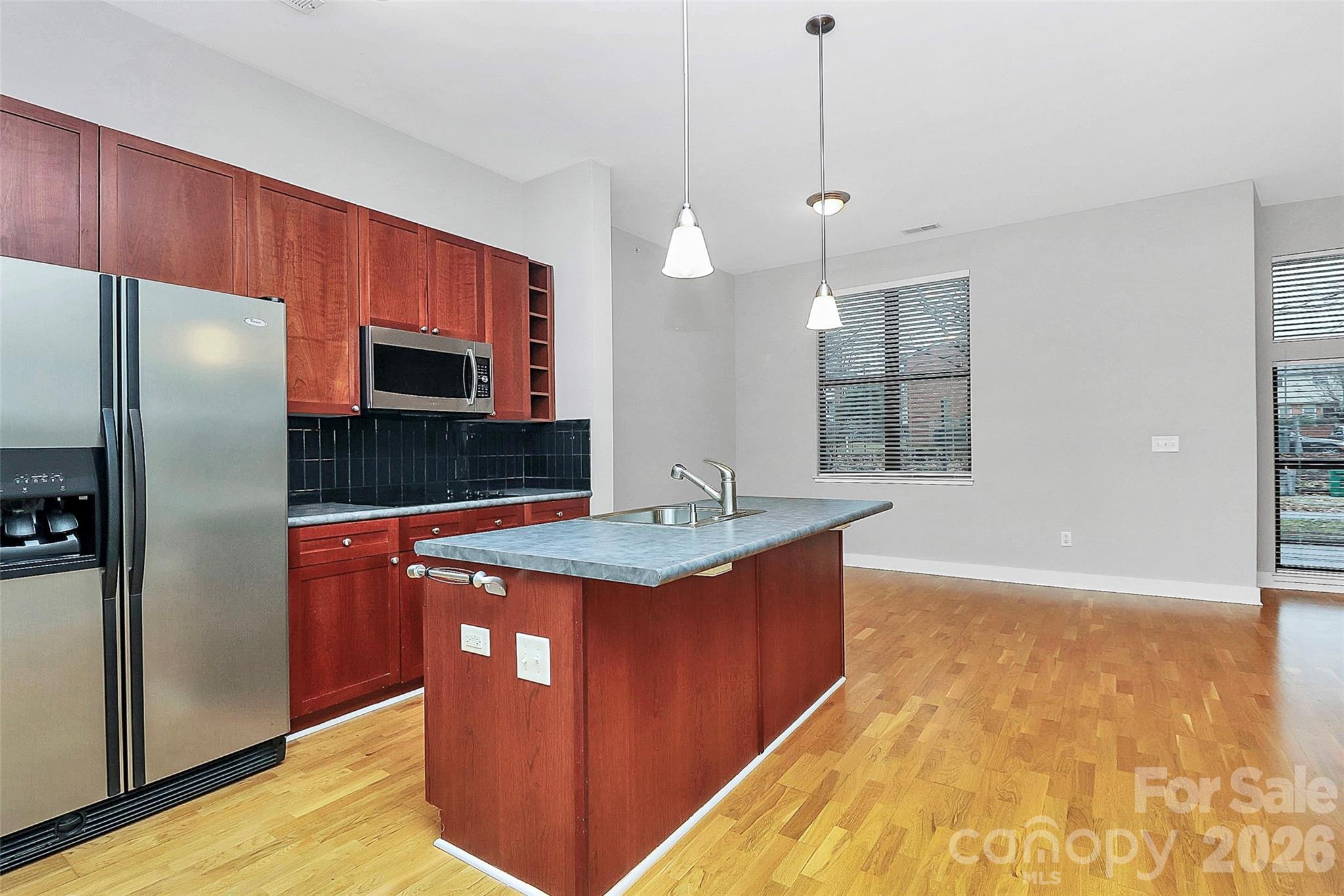 712 N Davidson Street Property Photo 11