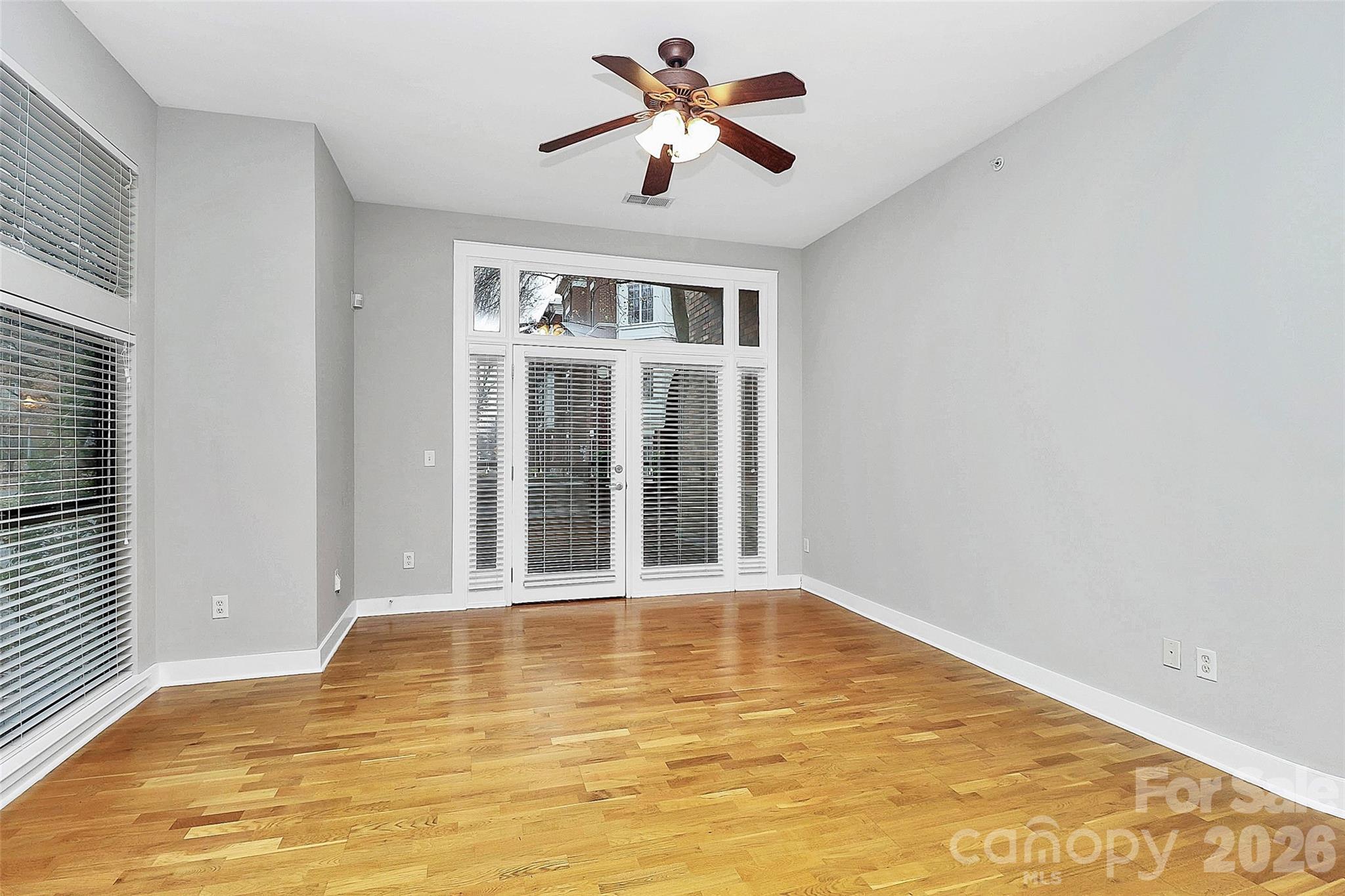 712 N Davidson Street Property Photo 15
