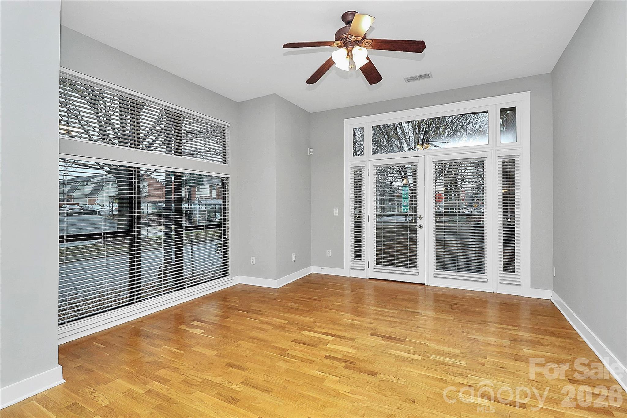 712 N Davidson Street Property Photo 16