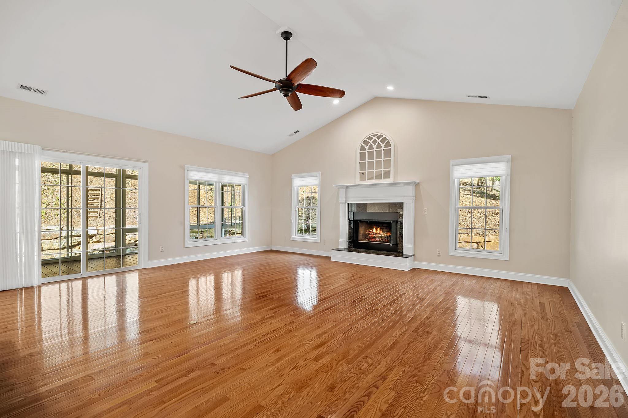 455 Blue Mist Way Property Photo 14